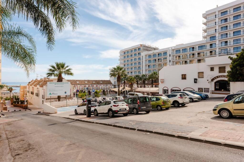 Amplio Con Vistas Al Mar Y Piscina En Benalmadena Lejlighed Eksteriør billede