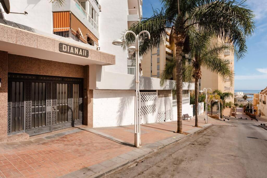 Amplio Con Vistas Al Mar Y Piscina En Benalmadena Lejlighed Eksteriør billede